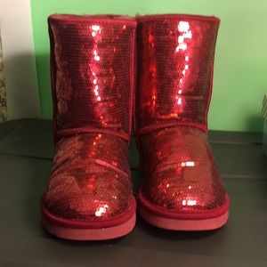UGG Classic short Sequin boot.